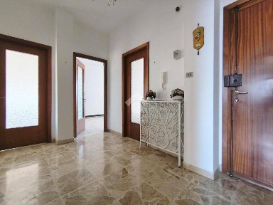 Trilocale via Migliara 9, Centro, Cassine