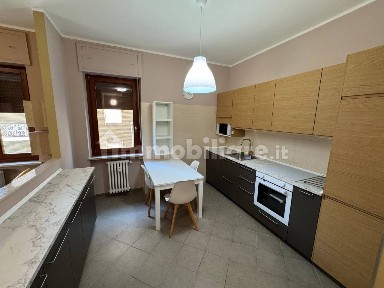 Bilocale ottimo stato, secondo piano, Pista, Alessandria