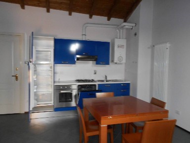 Reggio Emilia, Centro Storico, Via Resti