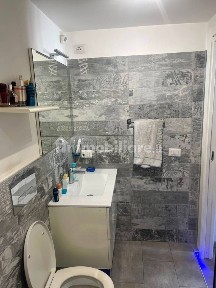 Trilocale via Olivetani 15, Centro, Formia