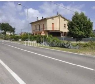 Capannone all'asta via degli Artigiani null, Castel Viscardo