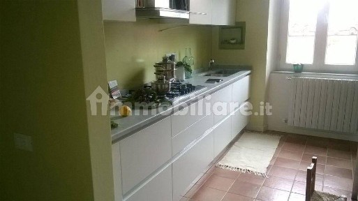 Appartamento ottimo stato, primo piano, Quartiere Venezia, Livorno