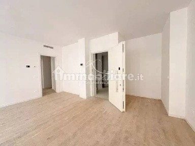 Trilocale via filzi, Centro, Mantova