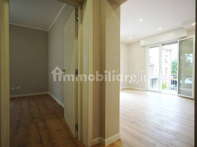 Bilocale Strada Langhirano 5, Montanara - Cinghio, Parma
