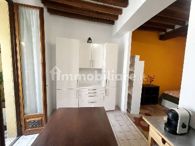 Parma, Parco Ducale - Oltretorrente, Strada Nino Bixio, 1