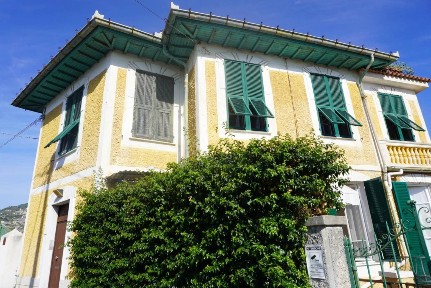 Trilocale Strada alla Colla 52, Solaro, Sanremo
