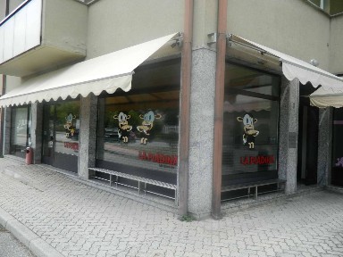 Locale commerciale in Affitto