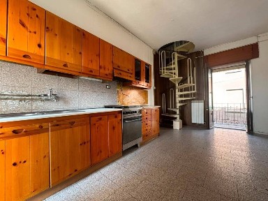 Romentino, Via quattro novembre, 19
