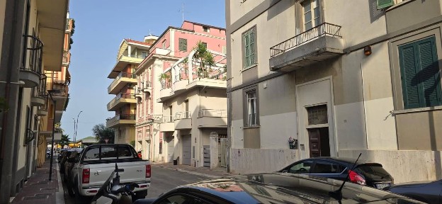 Quadrilocale via Dante Alighieri 58, Piazza Salotto - Corso Umberto, Pescara
