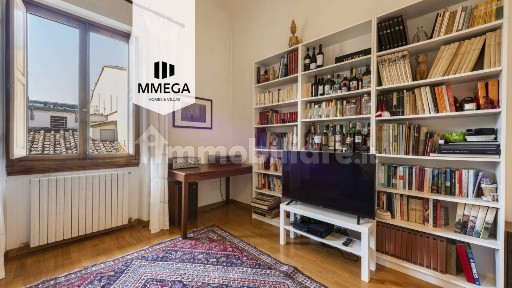 Appartamento Borgo La Croce 41, Sant'Ambrogio, Firenze