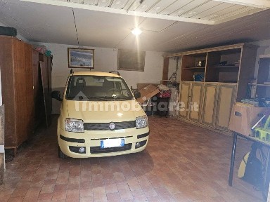 Trilocale via giuseppe di vittorio, Centro, Rufina