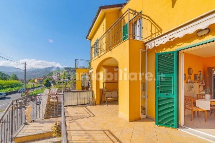 Villa a schiera via Rembado, 149, Centro, Tovo San Giacomo