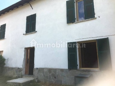 Villa a schiera via Battaglia 13, Mioglia