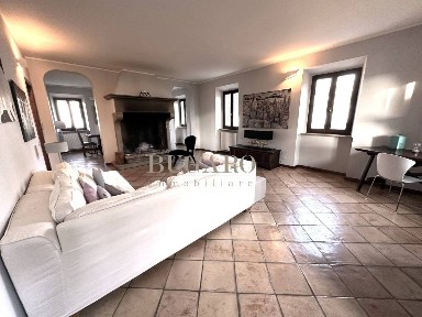 Villa bifamiliare, ottimo stato, 120 m², Poggio - Massignano, Ancona