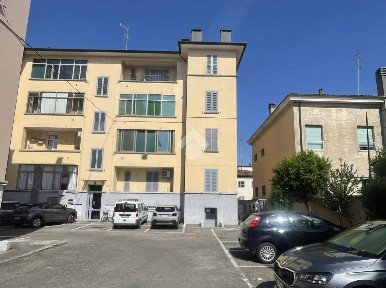 Lugo, Via cento, 41