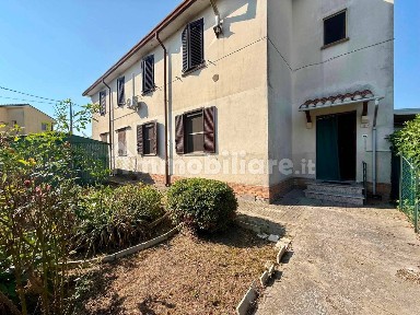 Quadrilocale via Fratelli Rosselli 5, Centro, Alfonsine