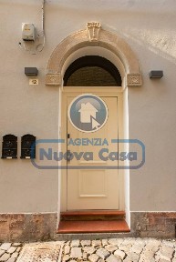 Ravenna, Centro Storico, Via 9 Febbraio, 12