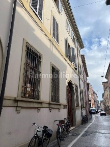 Ravenna, Centro Storico, Via Massimo d'Azeglio, 13