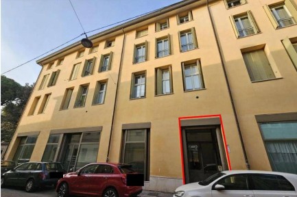 Appartamento all'asta via Giulio Alberoni, Ravenna