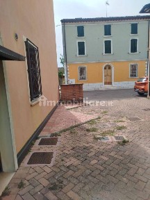Bilocale ottimo stato, piano terra, Centro, Conselice