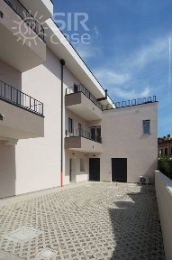 Ravenna, Lido Adriano - Lido di Dante, Viale Costanza, 1