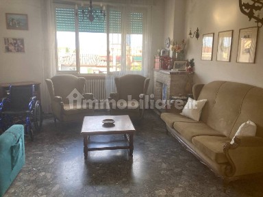 Pesaro, Porto, Via Ancona