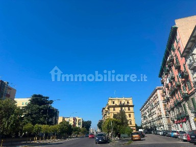 Attività commerciale in Affitto