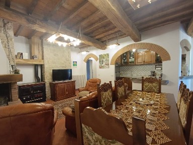 Quadrilocale via Vecchia Fiorentina Tronco 2 143, Quarrata