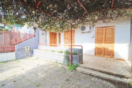 Villa a schiera via De Gasperi, Lido Campomarino, Campomarino