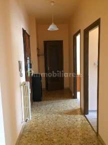 Trilocale via Martiri della Libertà 19, Semicentro, Chieri