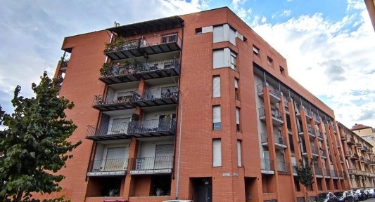 Trilocale via Francesco Cirio 9, Aurora, Torino