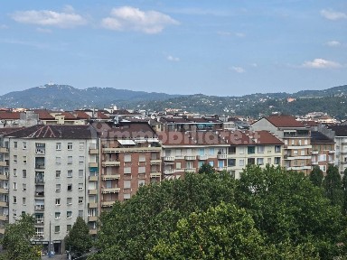 Torino, Santa Rita, Largo Orbassano, 70
