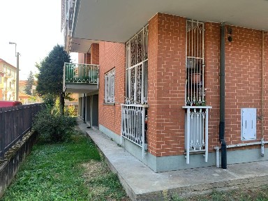 Quadrilocale via Giovanni Caboto 5, Centro, Grugliasco