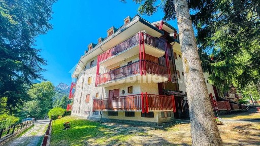 Bilocale viale Capuccio 23d., Centro, Bardonecchia