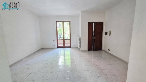 Trilocale viale Europa, Mercogliano