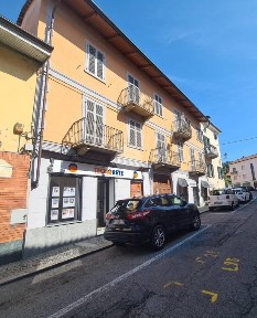 Trilocale corso Italia 18, Centro, Gassino Torinese