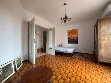 Torino, Aurora, Via Aosta, 4