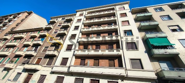 Appartamento via Arnaldo da Brescia 19, Lingotto, Torino