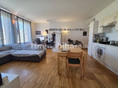 Bilocale via Aosta 8, Aurora, Torino