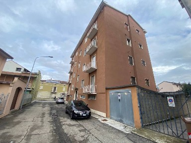 Trilocale via Fratelli Rosselli 1, Centro, Trino