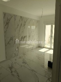Appartamento via Ugo La Malfa, Parete