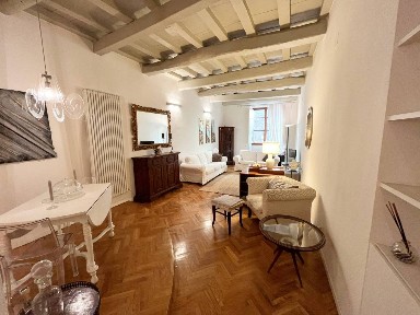 Firenze, San Niccolò, Lungarno Torrigiani, 35