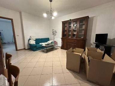 Firenze, Brozzi, Via veneto, 41