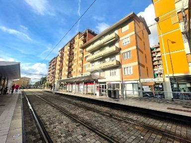 Firenze, Novoli, Via di novoli, 70