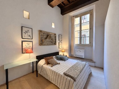 Firenze, Piazza della Repubblica, Via della Vigna Nuova