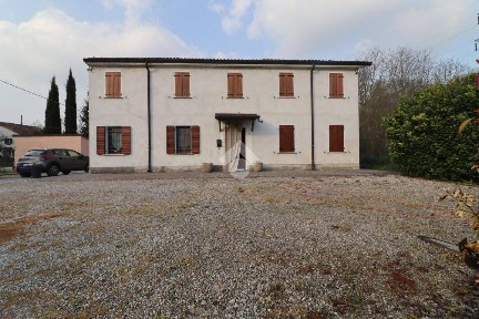 Mantova, Formigosa Castelletto Borgo, Str. Riviera Mincio, 1