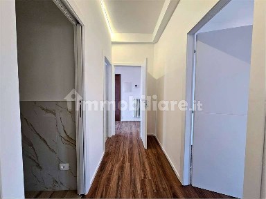 Trilocale piazza Garibaldi, Centro, Correggio