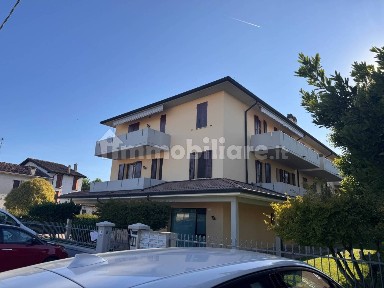 Trilocale via San Michele 29, Centro, Luzzara
