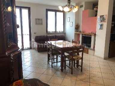 Trilocale buono stato, secondo piano, Centro, Camerino