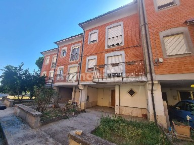 Loreto Aprutino, Strada Santa Maria in Piano, 22